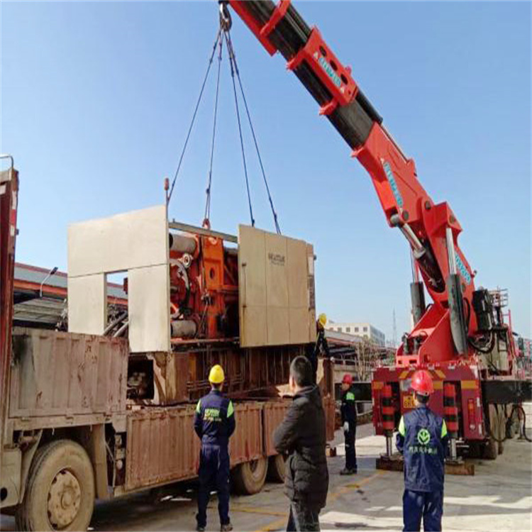 东方华侨农场附近随车吊出租，便捷服务与实用联系方式