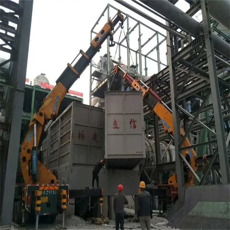 东方华侨农场折臂吊车租赁电话