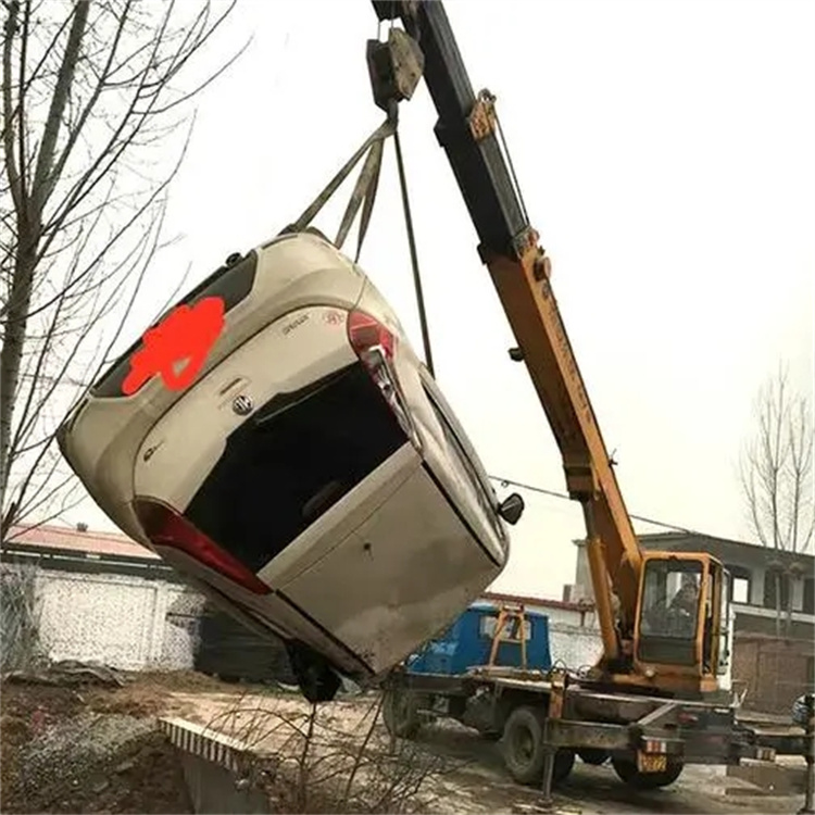 东方华侨农场随时待命，吊车24小时道路救援服务全解析